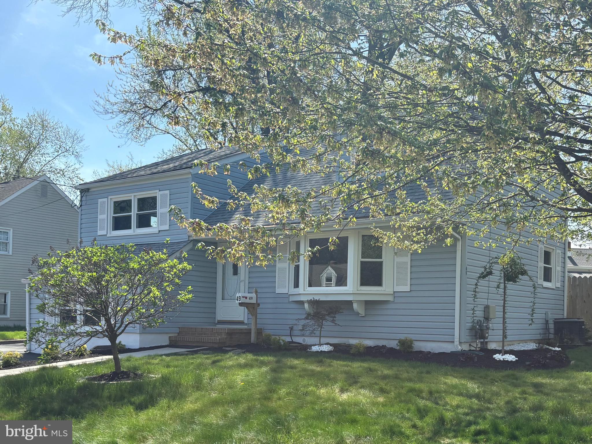 49 Miry Brook Road Hamilton, NJ 08690 - Photo 2 of 23