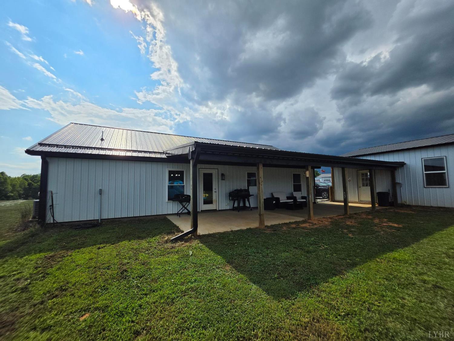 544 Collins Ferry Road Gladys, VA 24554 - Photo 2 of 26
