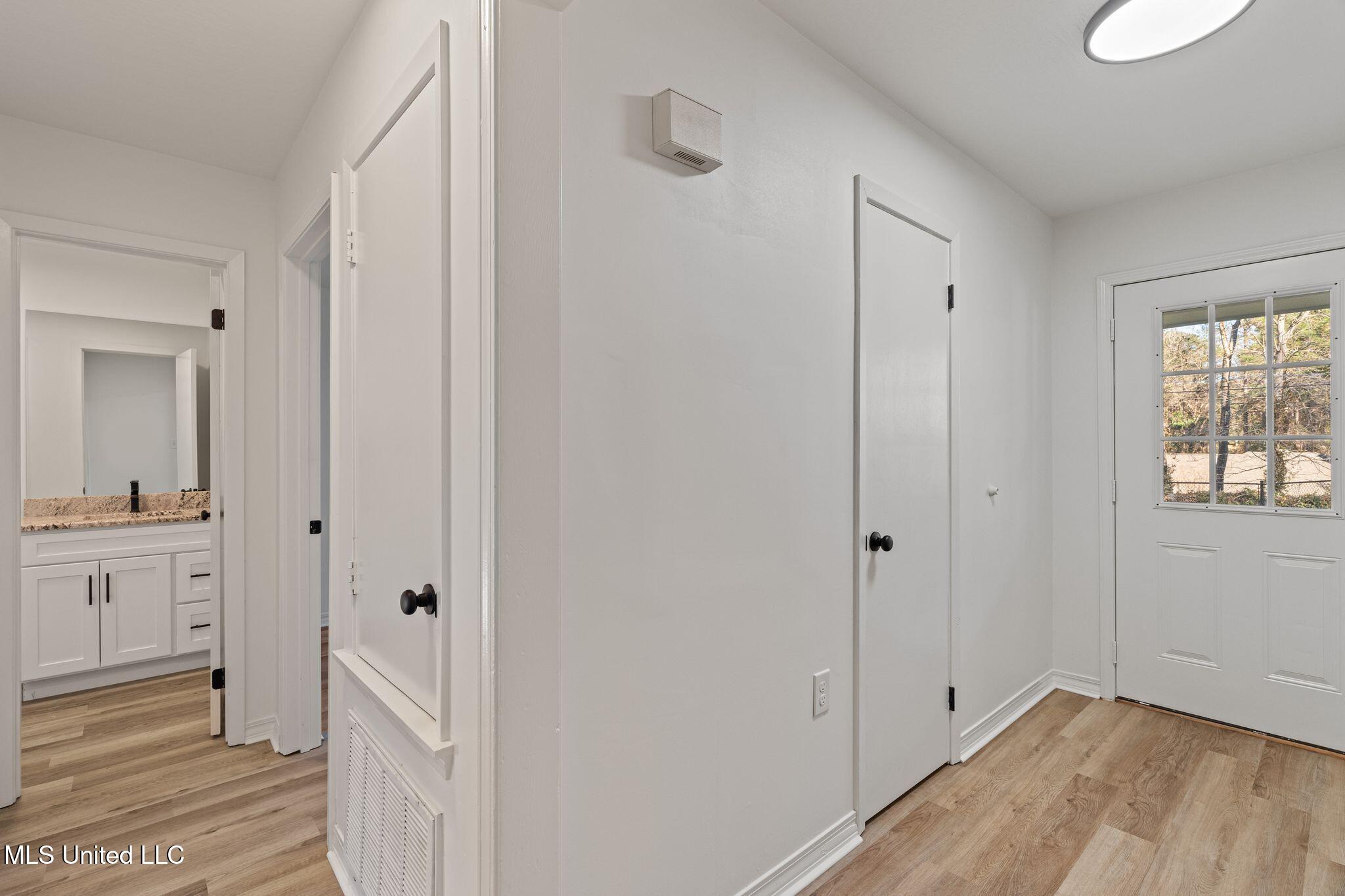 1013 Parker Road Hattiesburg, MS 39402 - Photo 7 of 32 1013_Parker_Rd-7