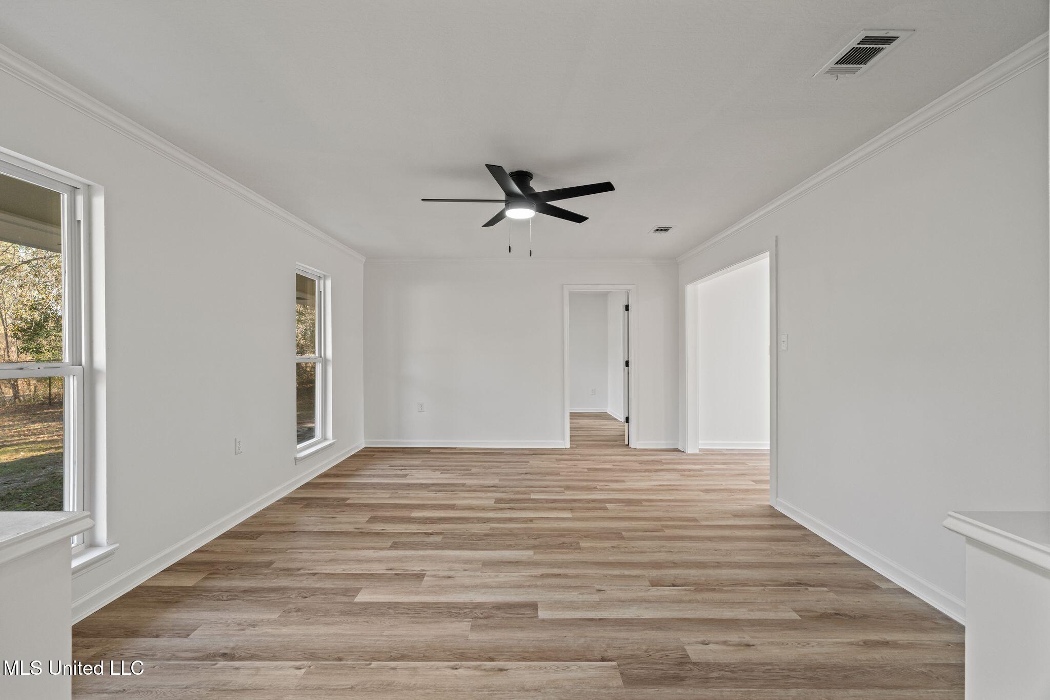 1013 Parker Road Hattiesburg, MS 39402 - Photo 10 of 32 1013_Parker_Rd-10