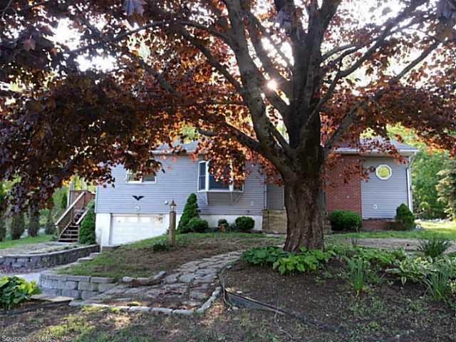 184 Oil Mill Road Waterford, CT 06385 - Photo 1 of 1 Exterior Front.