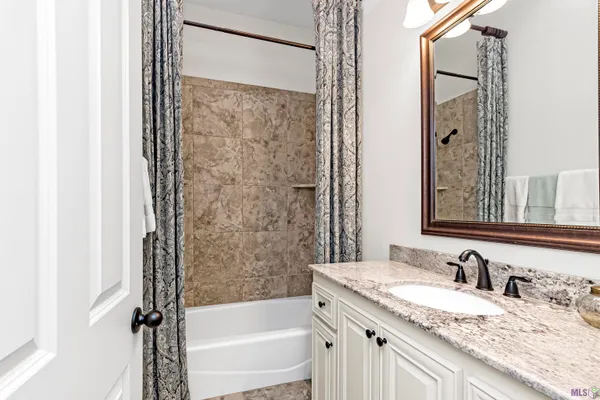 $399,900 | 40275 Kapelle Avenue, Prairieville, LA 70769