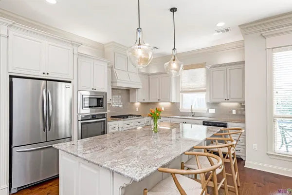 $399,900 | 40275 Kapelle Avenue, Prairieville, LA 70769