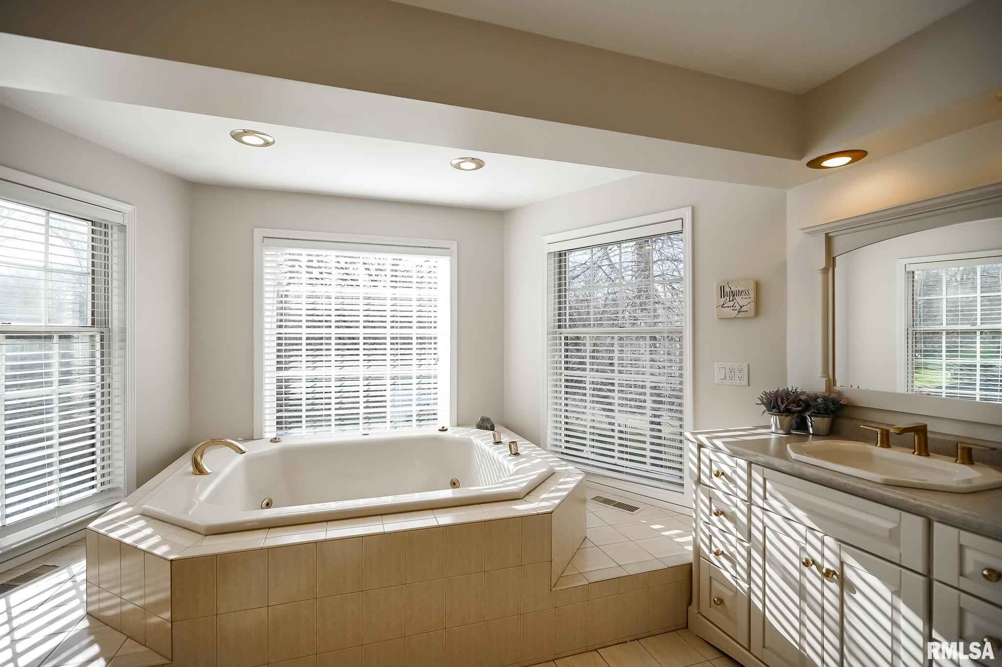 11815 North Hickory Grove Road Dunlap, IL 61525 - Photo 68 of 99 Gallery Image 68