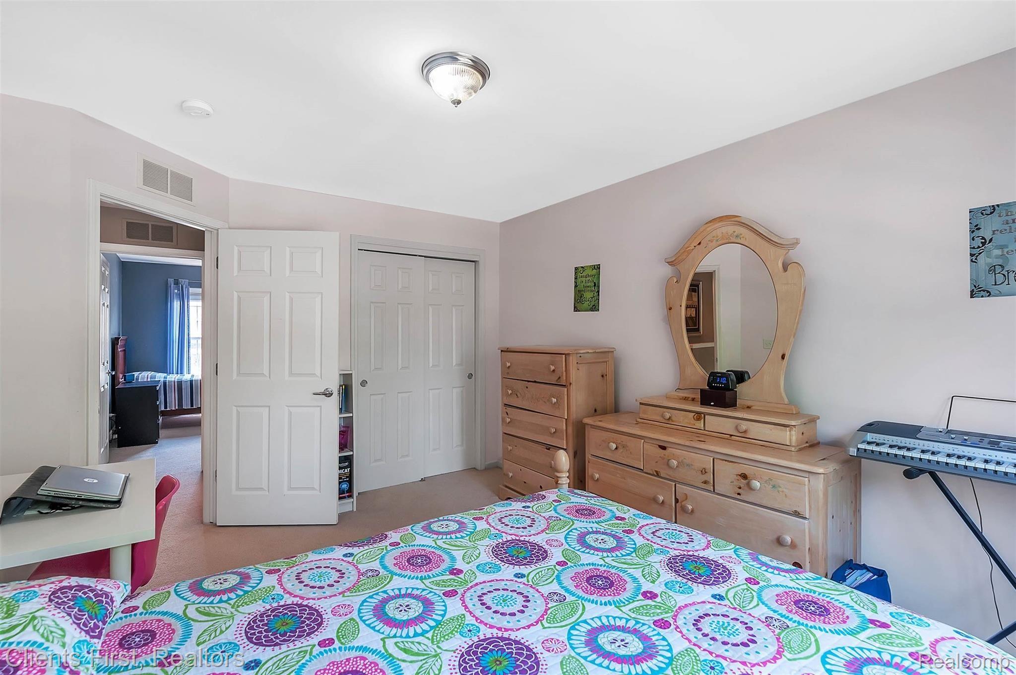 49535 Potomac Road Canton, MI 48188 - Photo 23 of 46 25-49535 Potomac RdWindowStill-Real.jpg