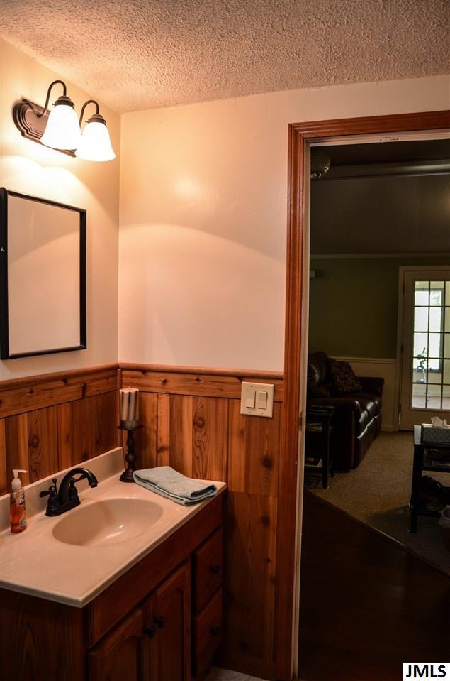 5220 Ridge Road Jackson, MI 49201 - Photo 23 of 36 Photo 23