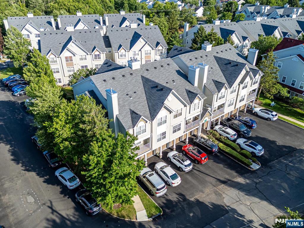 202 Prestwick Way, Unit 202 Edison, NJ 08820 - Photo 6 of 34