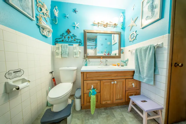 $650,000 | 123 Pond Road, Neosho, WI 53059