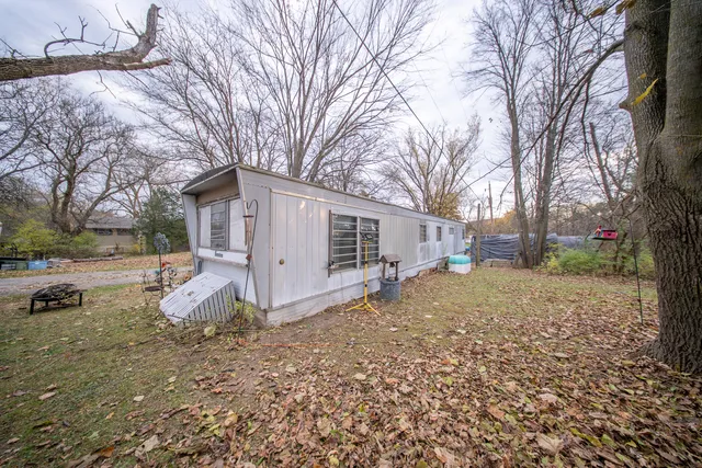 $650,000 | 123 Pond Road, Neosho, WI 53059