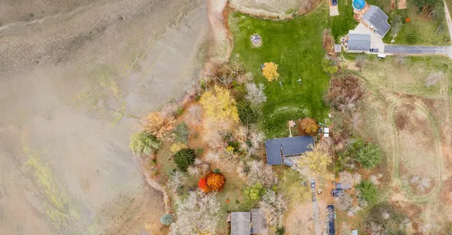 $650,000 | 123 Pond Road, Neosho, WI 53059