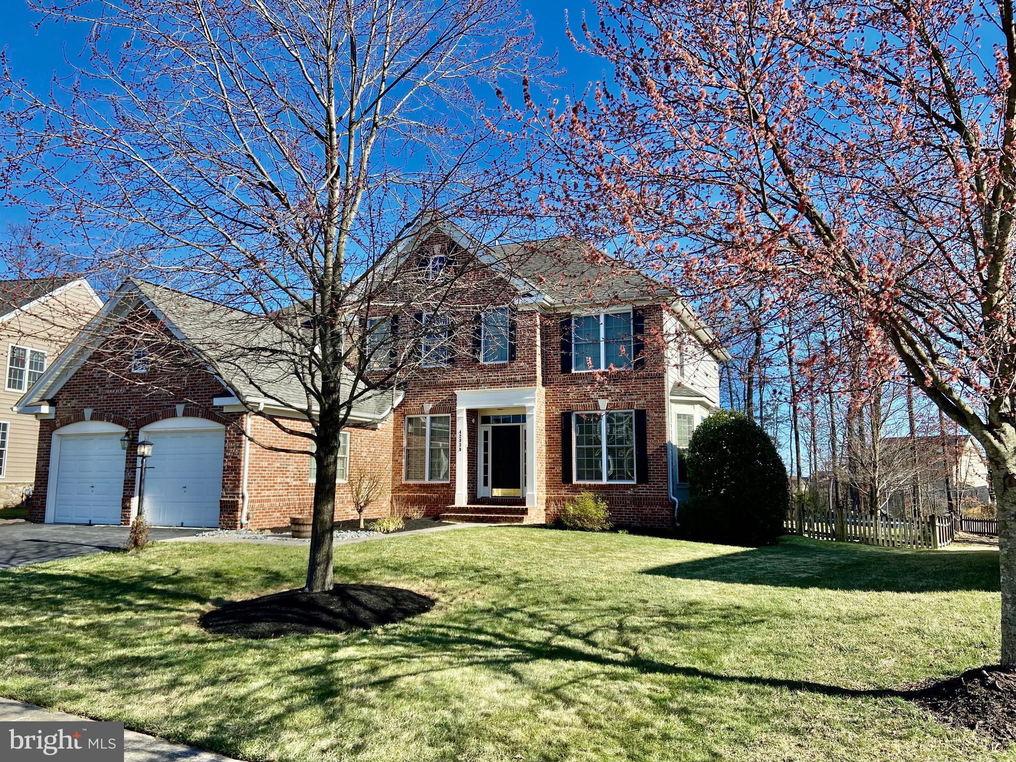 42839 Conquest Circle Brambleton, VA 20148 - Photo 3 of 41