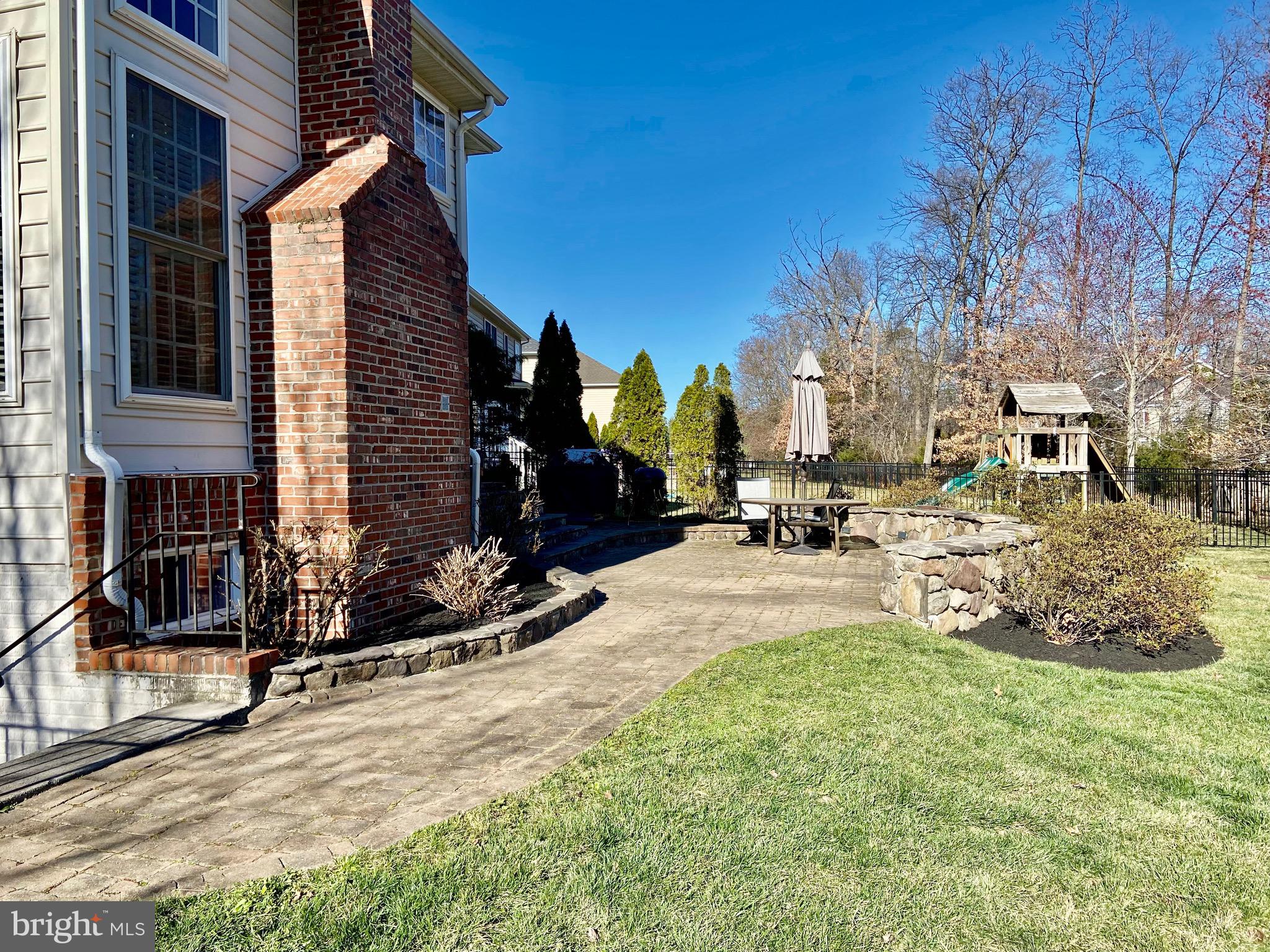 42839 Conquest Circle Brambleton, VA 20148 - Photo 6 of 41