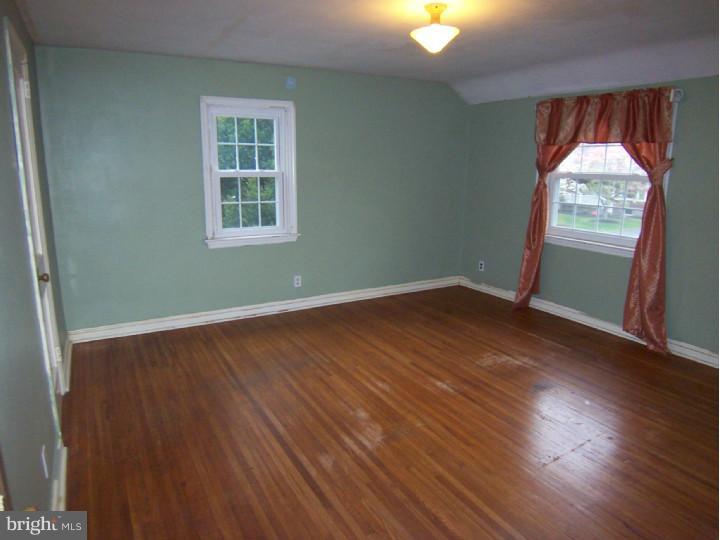 433 Hawarden Road Springfield, PA 19064 - Photo 8 of 13 Bedroom 2