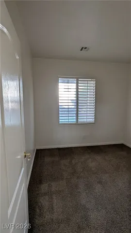 $2,200 | 9032 Pine Mission Avenue, Las Vegas, NV 89143