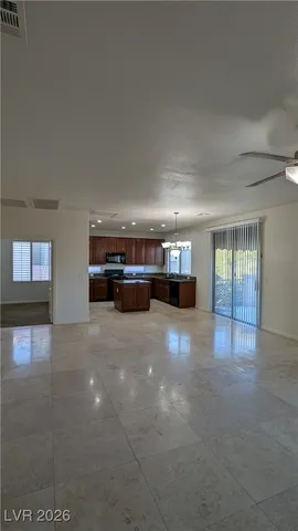 $2,200 | 9032 Pine Mission Avenue, Las Vegas, NV 89143