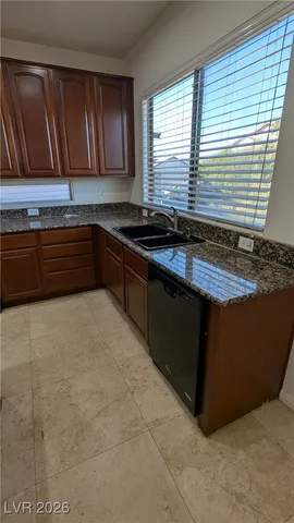 $2,200 | 9032 Pine Mission Avenue, Las Vegas, NV 89143