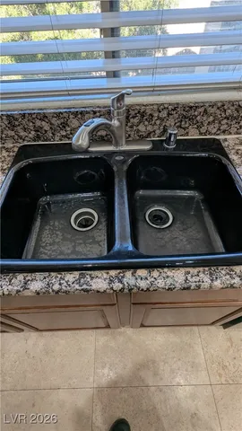 $2,200 | 9032 Pine Mission Avenue, Las Vegas, NV 89143