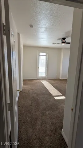 $2,200 | 9032 Pine Mission Avenue, Las Vegas, NV 89143