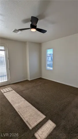 $2,200 | 9032 Pine Mission Avenue, Las Vegas, NV 89143
