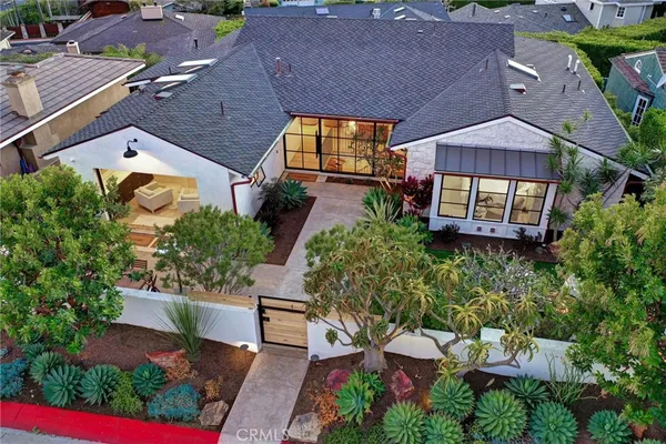 $39,000 | 4 South Vista De La Luna, Laguna Beach, CA 92651