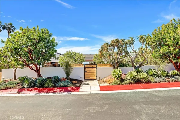 $39,000 | 4 South Vista De La Luna, Laguna Beach, CA 92651