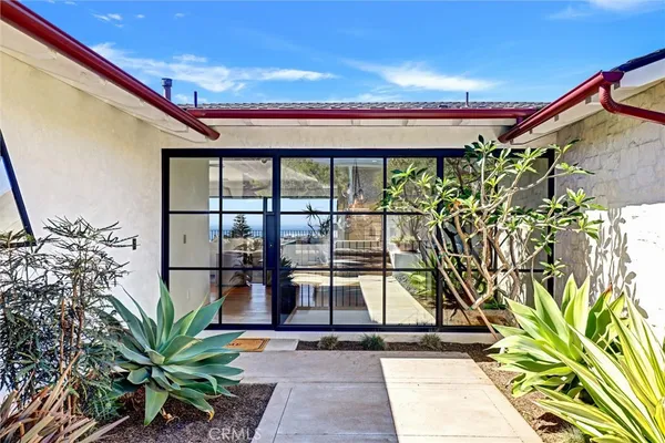 $39,000 | 4 South Vista De La Luna, Laguna Beach, CA 92651