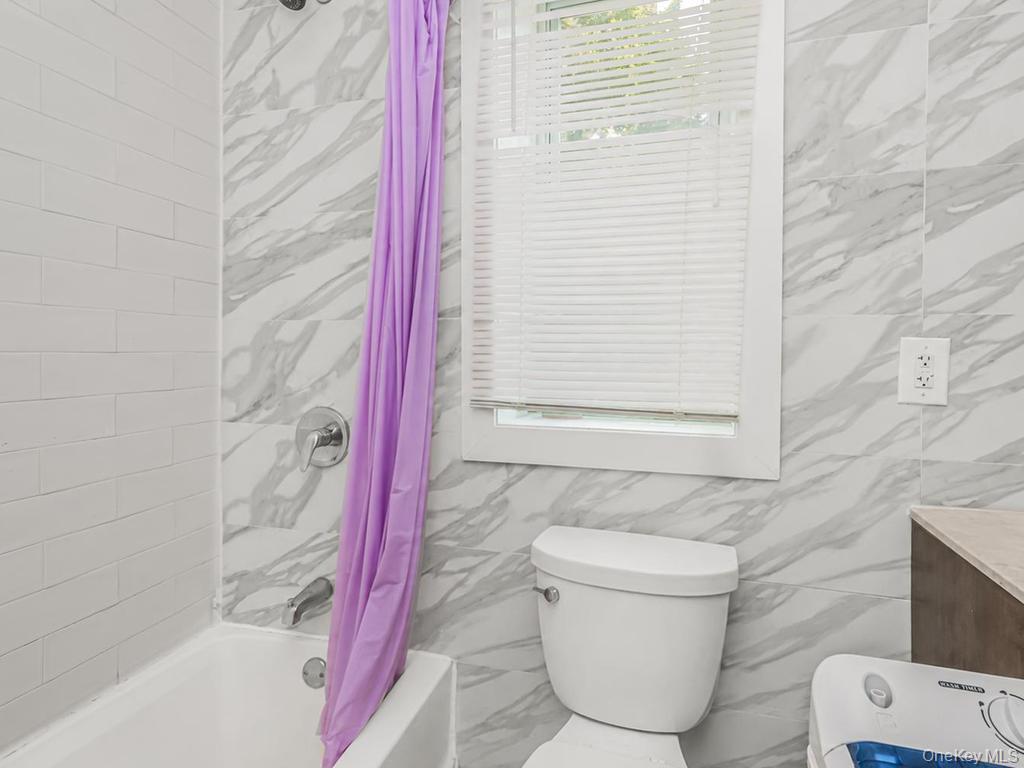 3057 Williamsbridge Road Bronx, NY 10467 - Photo 7 of 9 Gallery Image 7
