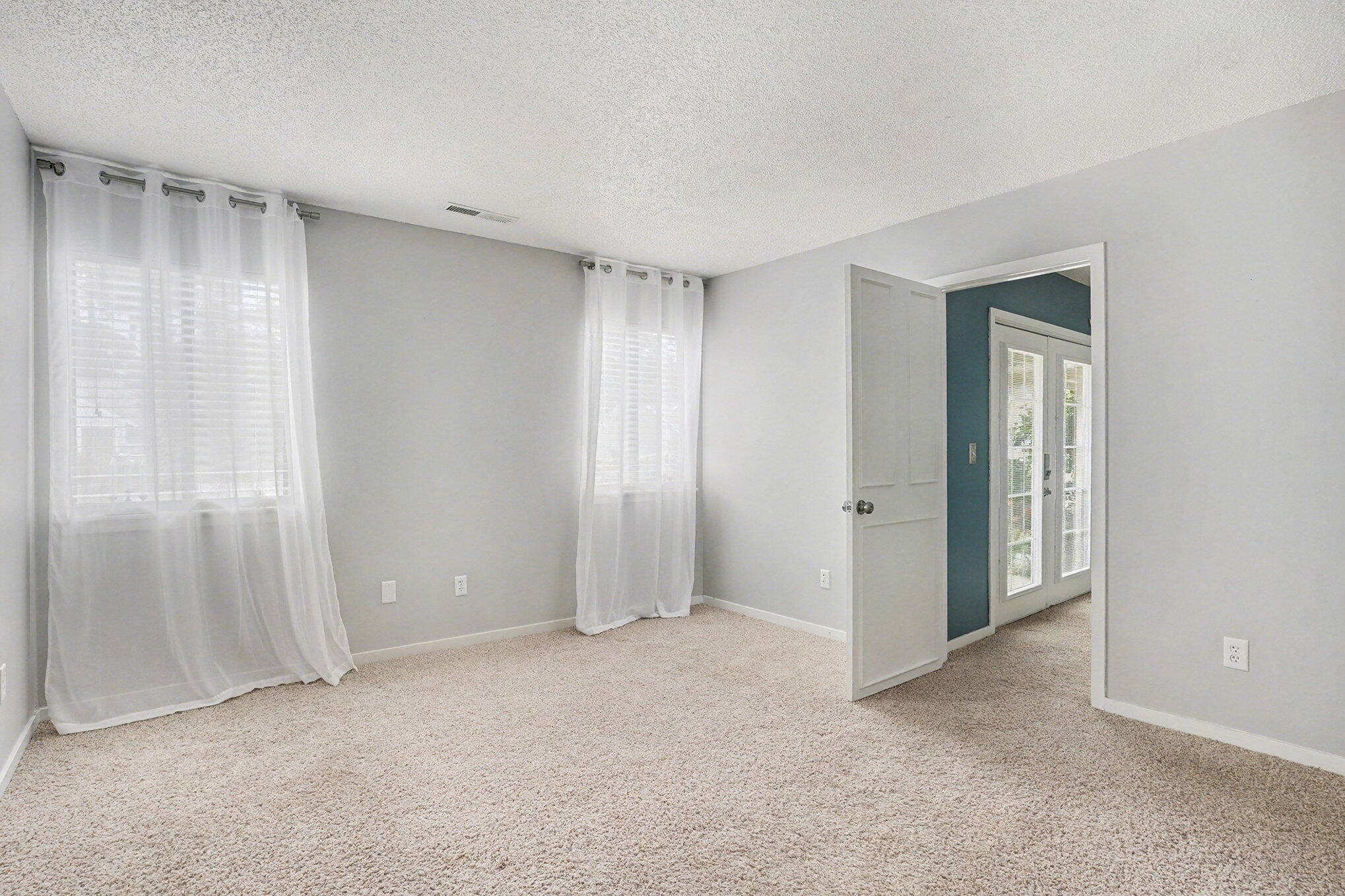 1131 Daffodil Lane Mount Pleasant, SC 29464 - Photo 17 of 36 017_dsc07720_111