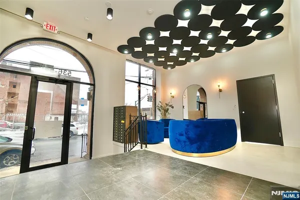 $2,200 | 536-540 Central Avenue, Unit 401, Newark, NJ 07107