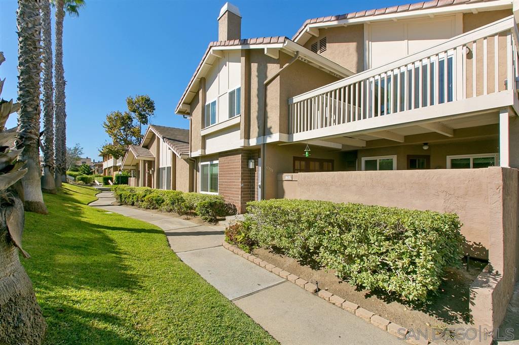 17539 Ashburton Road San Diego, CA 92128 - Photo 3 of 25