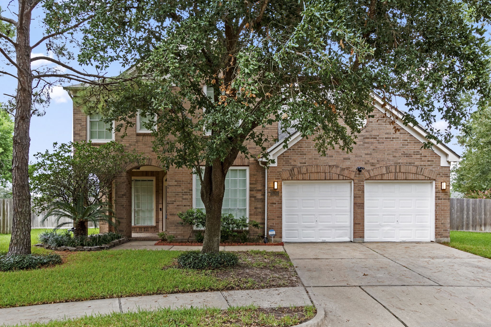 16202 Lasting Light Lane Houston, TX 77095 - Photo 2 of 36