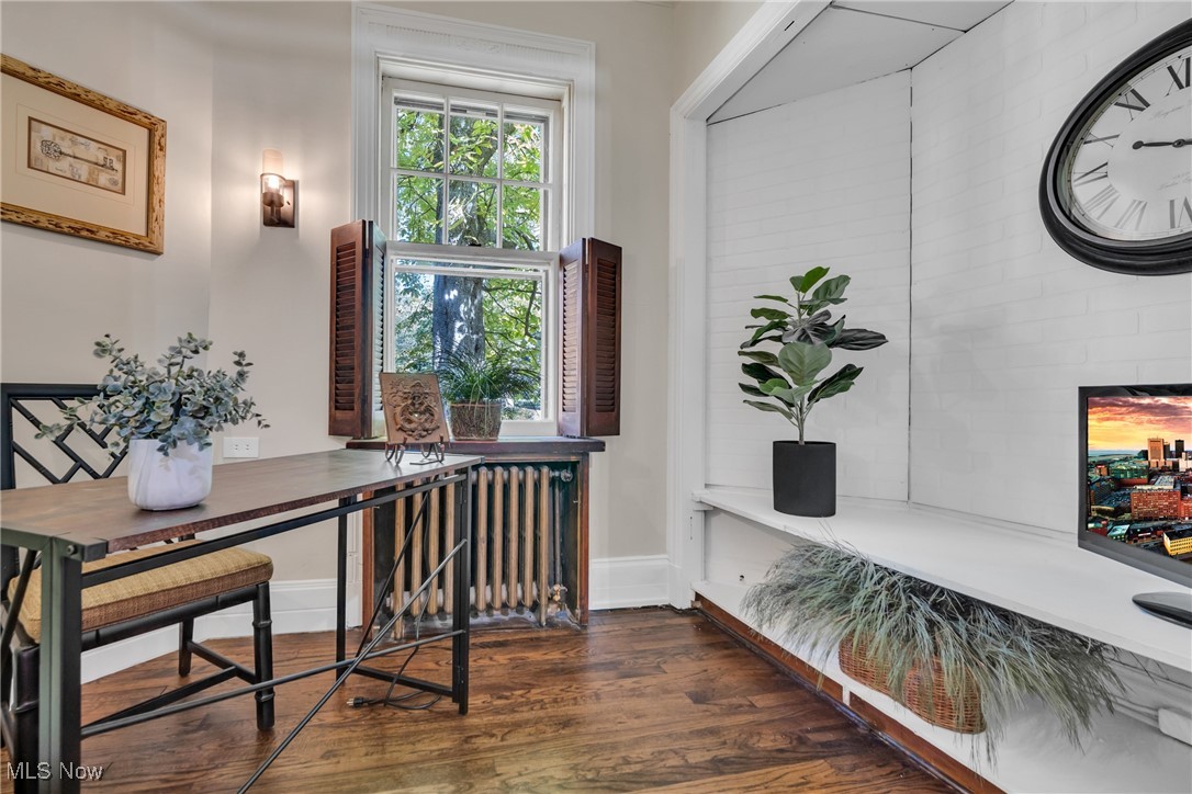 2565 Norfolk Road Cleveland, OH 44106 - Photo 5 of 50 Gallery Image 5