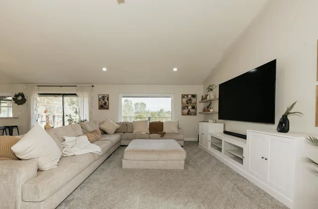 $680,000 | 4204 Sudden Wind Court, Redding, CA 96001