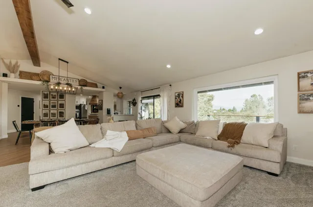 $680,000 | 4204 Sudden Wind Court, Redding, CA 96001