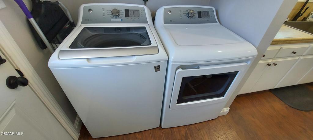 2250 Magnolia Street Simi Valley, CA 93065 - Photo 12 of 14 a utility room with dryer and washer