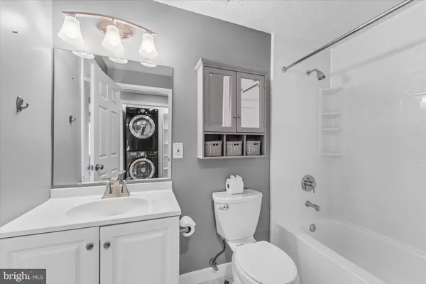 $799,000 | 114 Birch Street Northeast, Leesburg, VA 20176