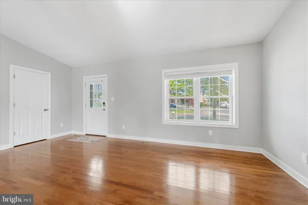$799,000 | 114 Birch Street Northeast, Leesburg, VA 20176