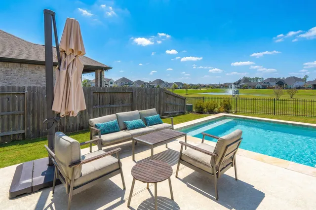 $3,300 | 24634 Songlark Bend Drive, Tomball, TX 77375