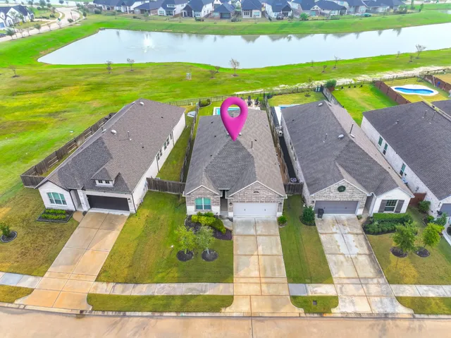 $3,300 | 24634 Songlark Bend Drive, Tomball, TX 77375