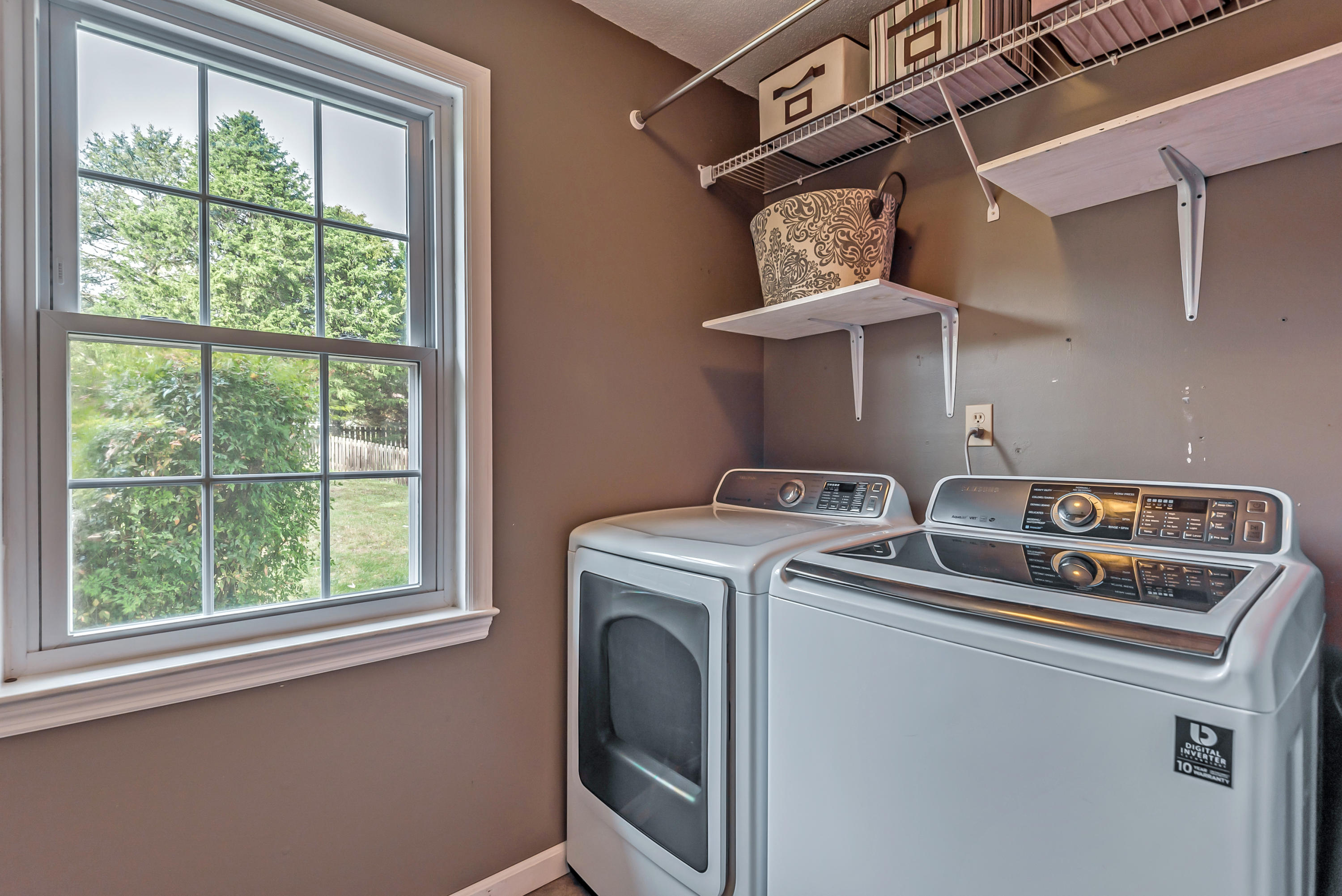 1201 Wenlock Road Knoxville, TN 37922 - Photo 11 of 24 1201WenlockLaundry