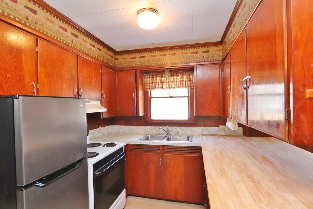 418 Main Road South Hampden, ME 04444 - Photo 8 of 23
