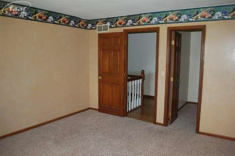 6101 South Irish Road Grand Blanc, MI 48439 - Photo 26 of 32 20403530-25.JPG