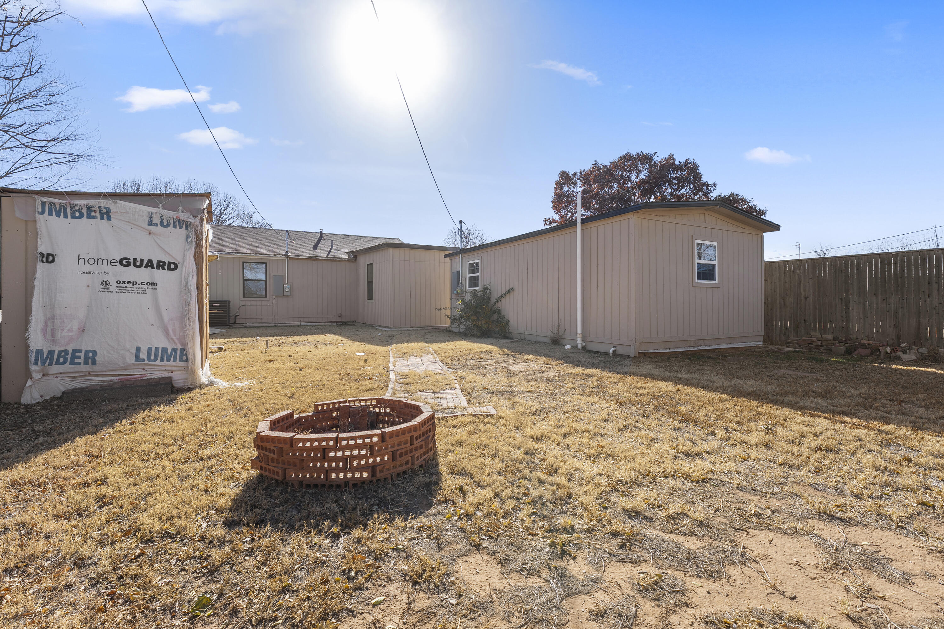 4820 39th Street Lubbock, TX 79414 - Photo 20 of 21 a view of a backyard of the house