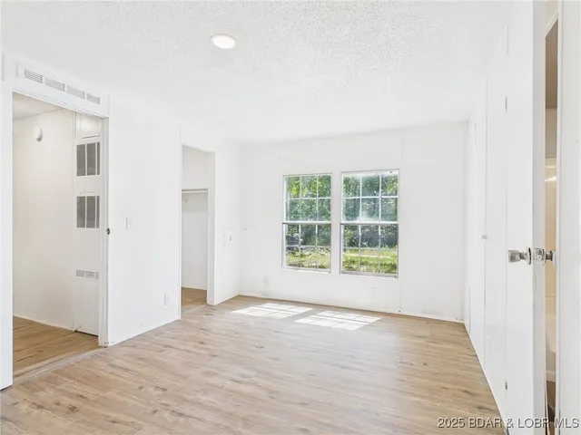 $98,000 | 31466 North Cove Ridge, Stover, MO 65078