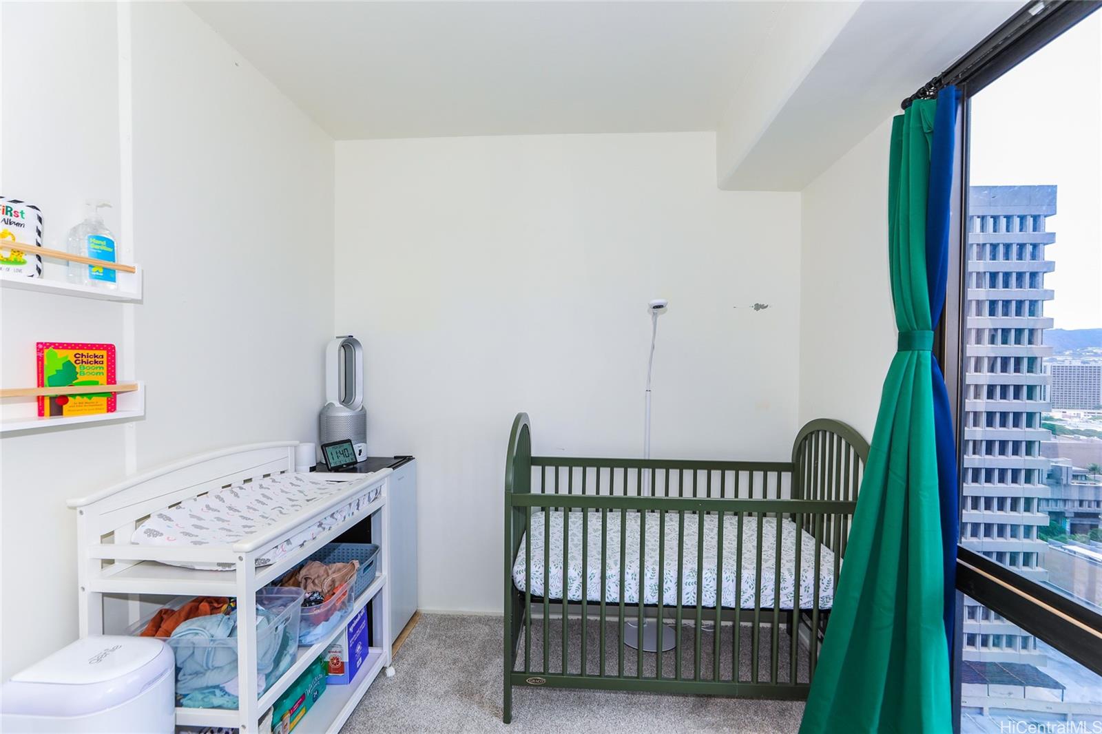 225 Queen Street, Unit 21H Honolulu, HI 96813 - Photo 16 of 25 Baby's bedroom