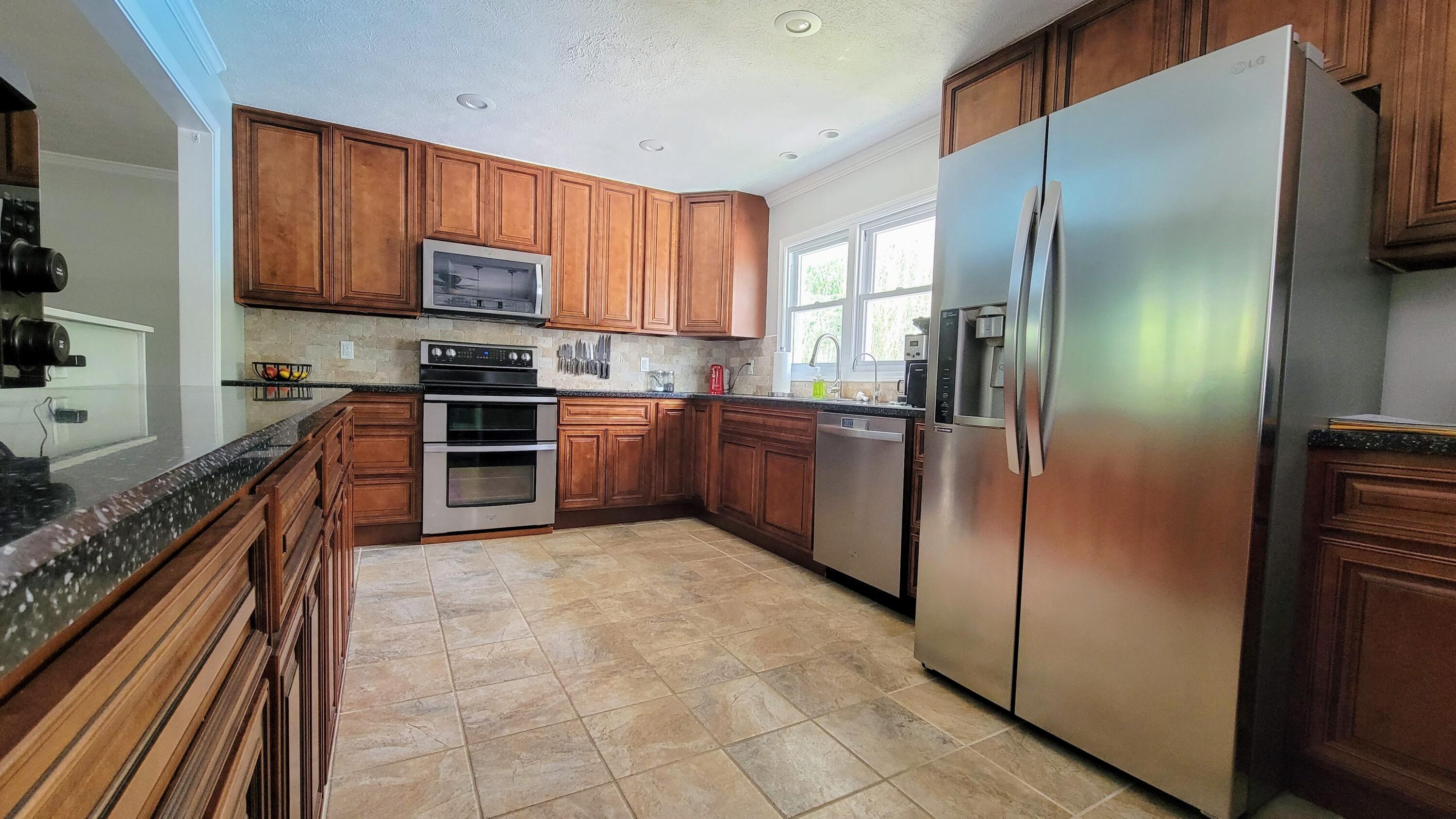 7120 Spurlin Road Knoxville, TN 37918 - Photo 13 of 22 20210813_131015