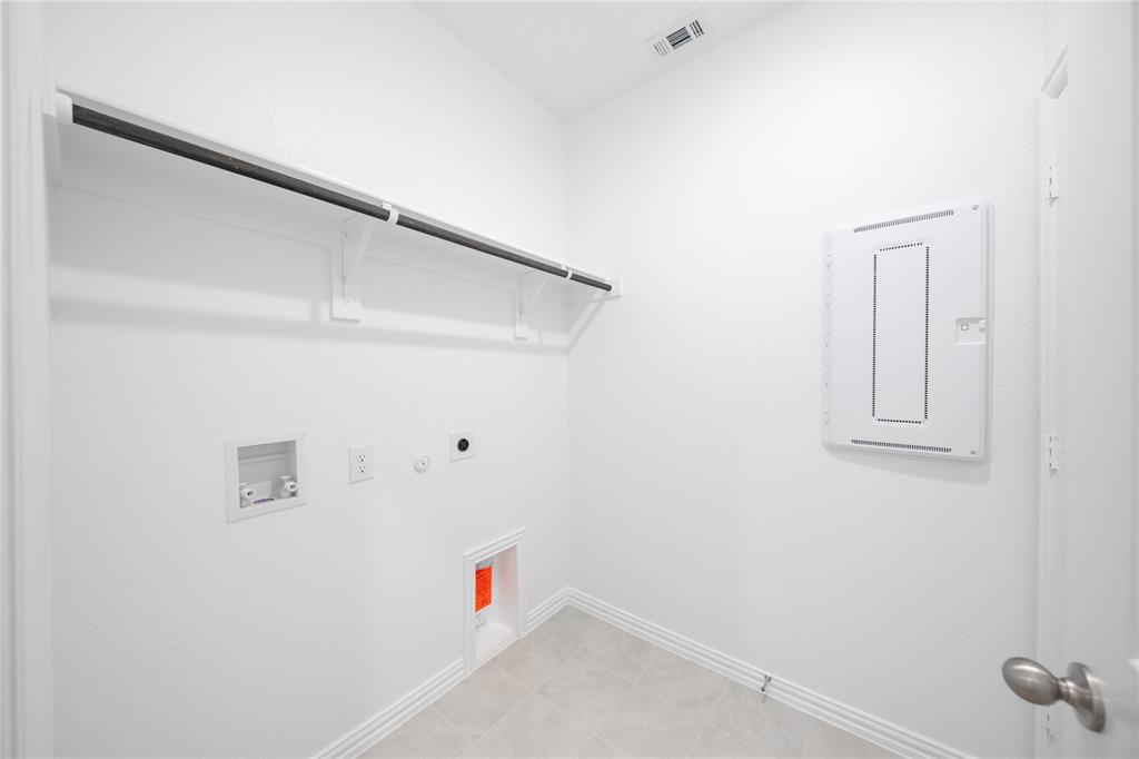 2509 Freeman Street Anna, TX 75409 - Photo 16 of 26 Laundry