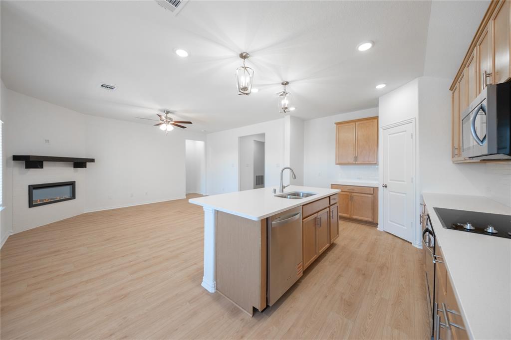 2509 Freeman Street Anna, TX 75409 - Photo 4 of 26 Kitchen