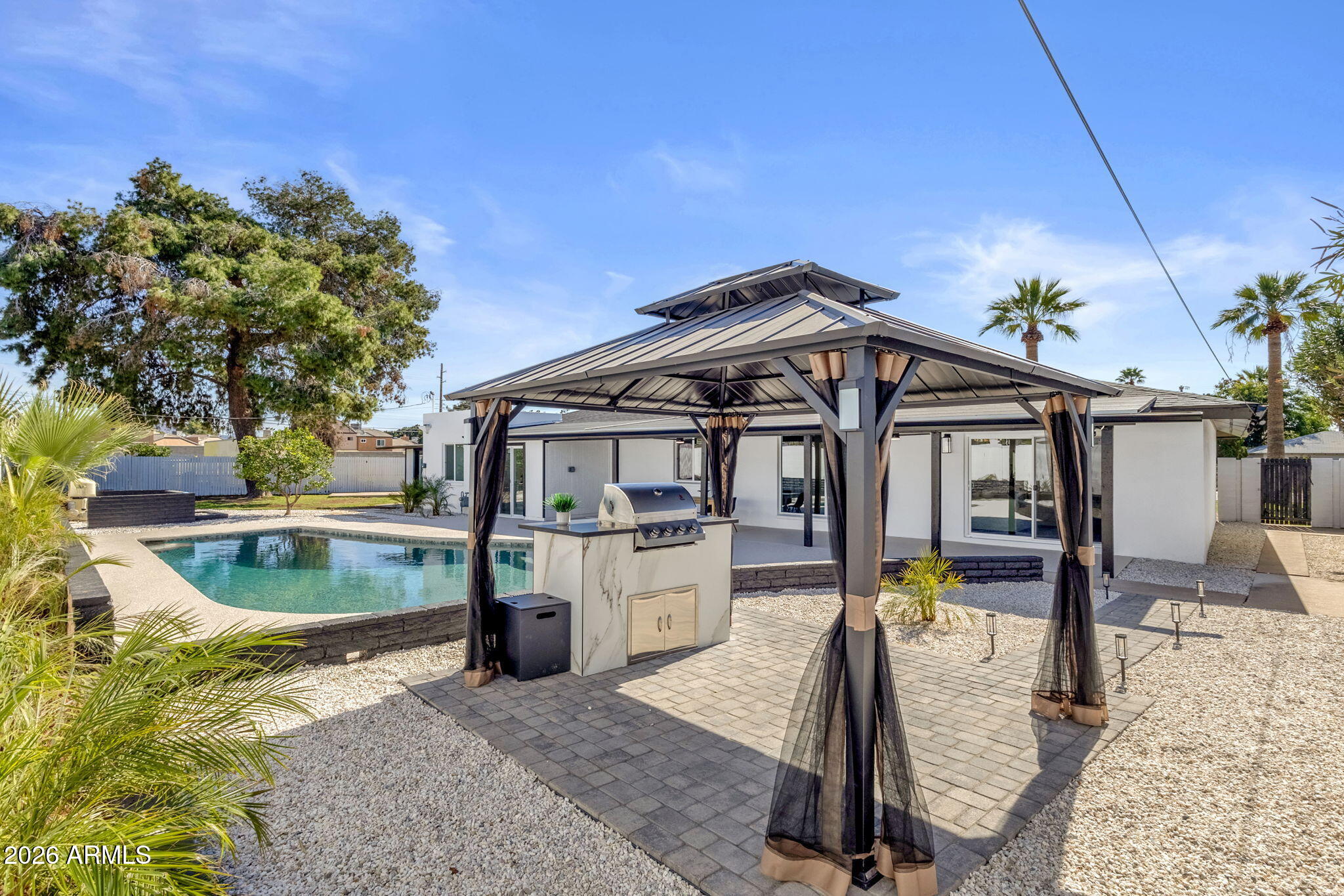 45-web-or-mls-1524-w-mission-ln