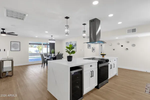 $669,000 | 1524 West Mission Lane, Phoenix, AZ 85021